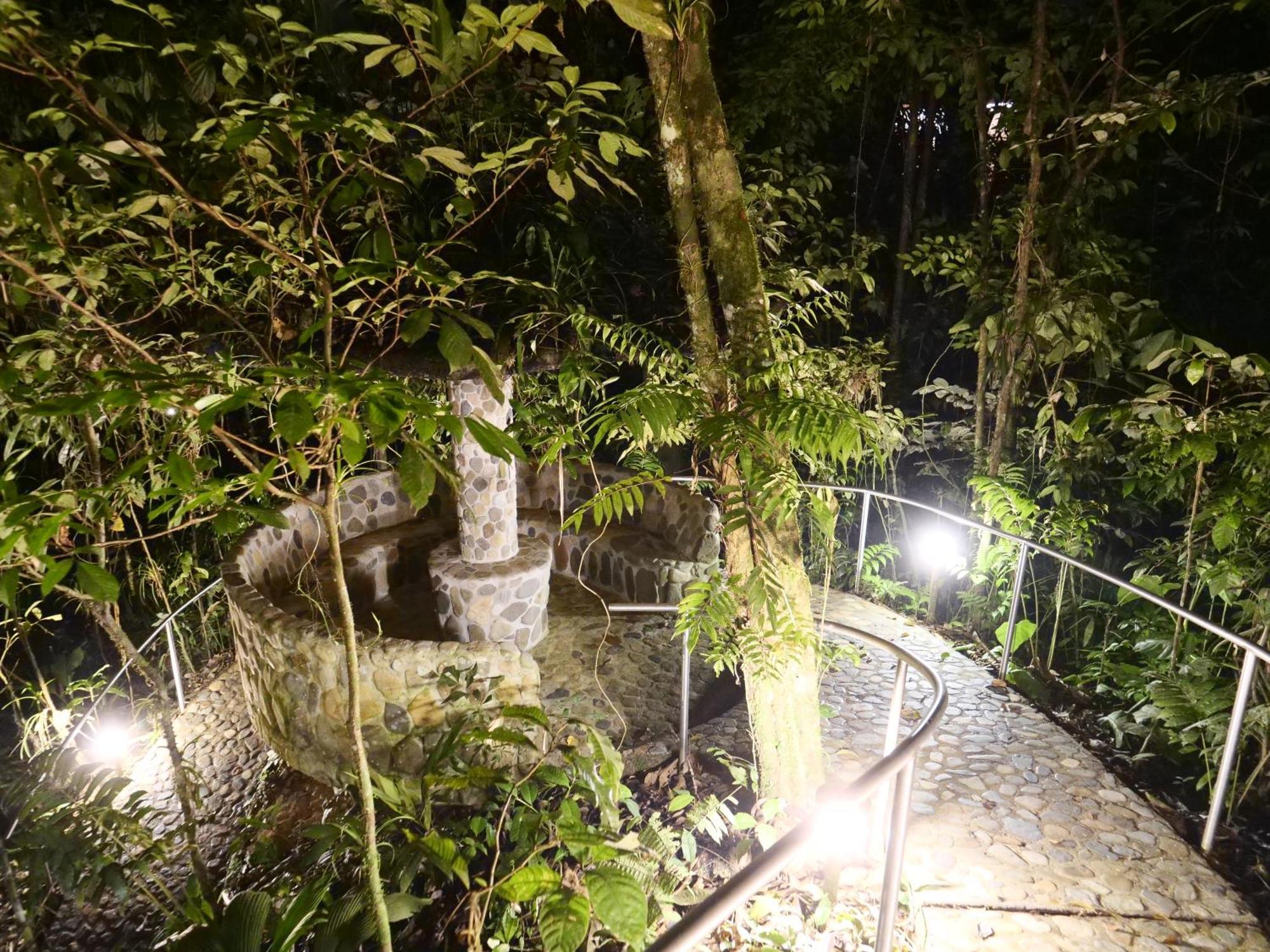 Arahuana Jungle Resort & Spa Тена Экстерьер фото